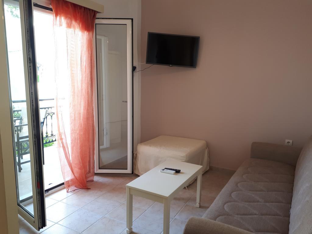 אצ'ארבי Filorian Hotel Apartments מראה חיצוני תמונה