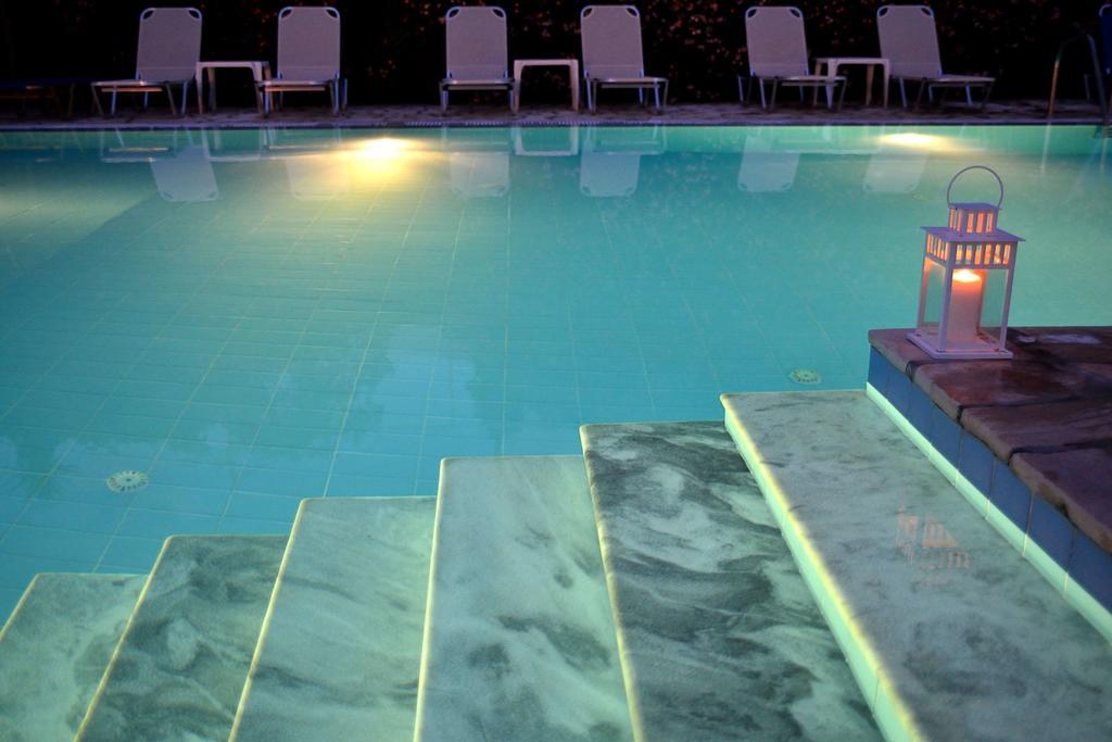 אצ'ארבי Filorian Hotel Apartments מראה חיצוני תמונה