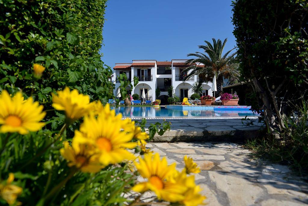 אצ'ארבי Filorian Hotel Apartments מראה חיצוני תמונה
