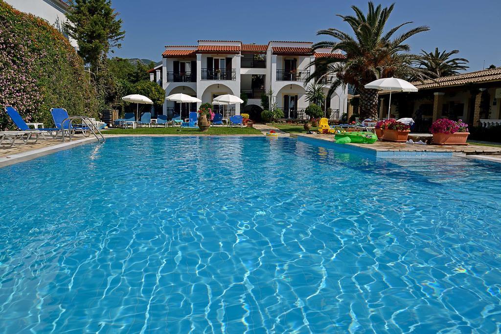 אצ'ארבי Filorian Hotel Apartments מראה חיצוני תמונה