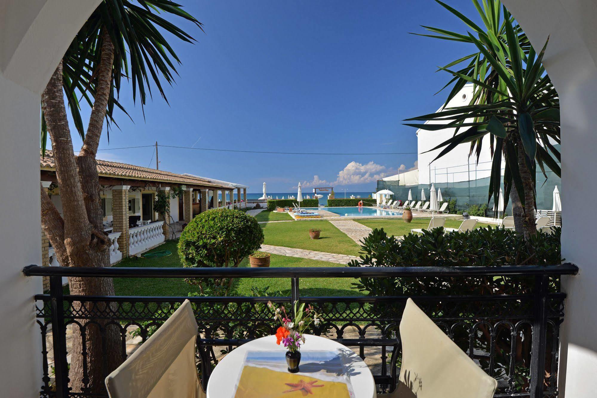 אצ'ארבי Filorian Hotel Apartments מראה חיצוני תמונה